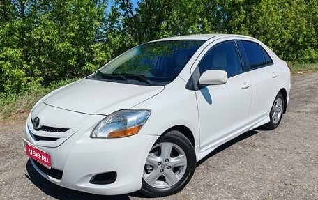 Toyota Yaris III рестайлинг, 2007 год, 685 000 рублей, 1 фотография