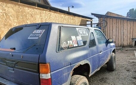 Nissan Terrano II рестайлинг, 1989 год, 350 000 рублей, 2 фотография