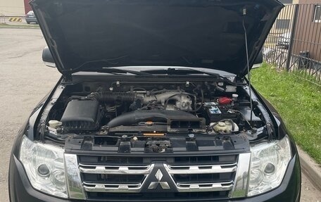 Mitsubishi Pajero IV, 2012 год, 2 290 000 рублей, 8 фотография