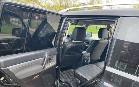 Mitsubishi Pajero IV, 2012 год, 2 290 000 рублей, 19 фотография