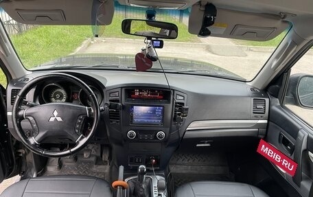 Mitsubishi Pajero IV, 2012 год, 2 290 000 рублей, 18 фотография