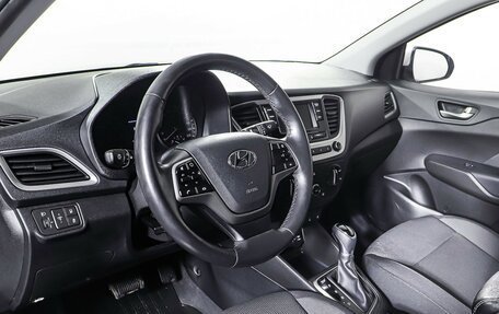 Hyundai Solaris II рестайлинг, 2017 год, 1 475 000 рублей, 15 фотография