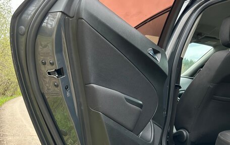 Opel Astra J, 2013 год, 840 000 рублей, 15 фотография