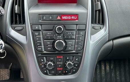 Opel Astra J, 2013 год, 840 000 рублей, 24 фотография