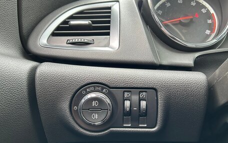 Opel Astra J, 2013 год, 840 000 рублей, 25 фотография