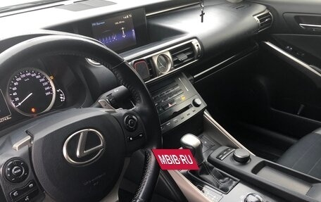 Lexus IS III, 2013 год, 1 950 000 рублей, 7 фотография