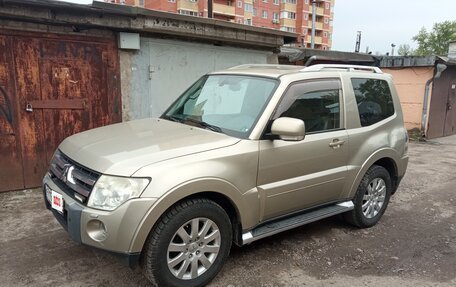 Mitsubishi Pajero IV, 2008 год, 1 350 000 рублей, 2 фотография