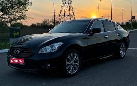 Infiniti M, 2012 год, 1 700 000 рублей, 2 фотография