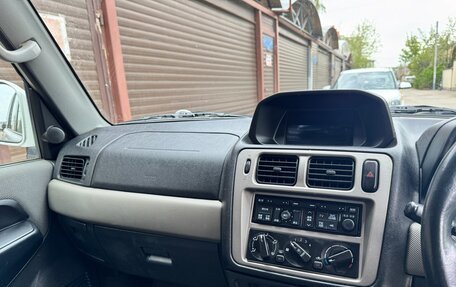 Mitsubishi Pajero iO, 1999 год, 510 000 рублей, 11 фотография