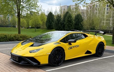 Lamborghini Huracán, 2022 год, 36 900 000 рублей, 3 фотография