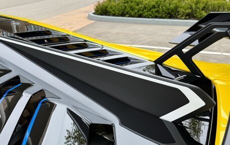 Lamborghini Huracán, 2022 год, 36 900 000 рублей, 21 фотография