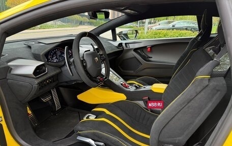 Lamborghini Huracán, 2022 год, 36 900 000 рублей, 24 фотография