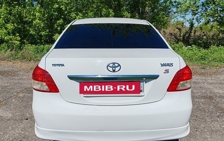Toyota Yaris III рестайлинг, 2007 год, 685 000 рублей, 8 фотография