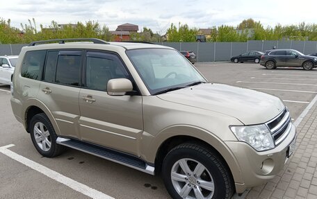 Mitsubishi Pajero IV, 2013 год, 2 400 000 рублей, 4 фотография