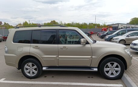 Mitsubishi Pajero IV, 2013 год, 2 400 000 рублей, 5 фотография