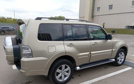 Mitsubishi Pajero IV, 2013 год, 2 400 000 рублей, 11 фотография