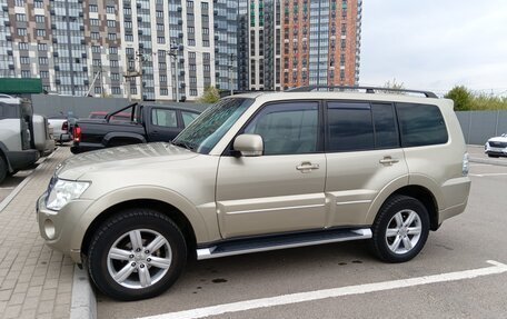 Mitsubishi Pajero IV, 2013 год, 2 400 000 рублей, 9 фотография