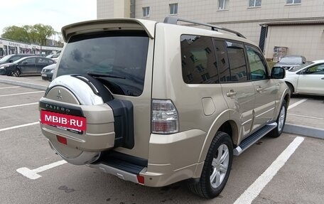 Mitsubishi Pajero IV, 2013 год, 2 400 000 рублей, 12 фотография
