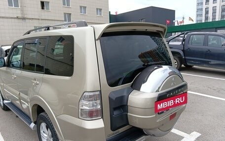 Mitsubishi Pajero IV, 2013 год, 2 400 000 рублей, 15 фотография