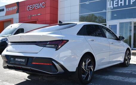 Hyundai Elantra, 2023 год, 2 250 000 рублей, 9 фотография