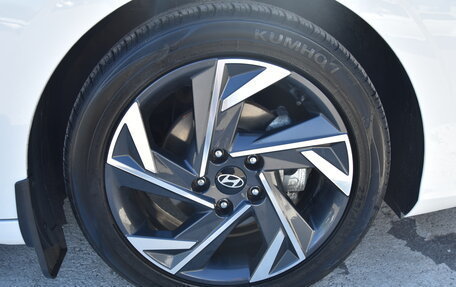 Hyundai Elantra, 2023 год, 2 250 000 рублей, 12 фотография