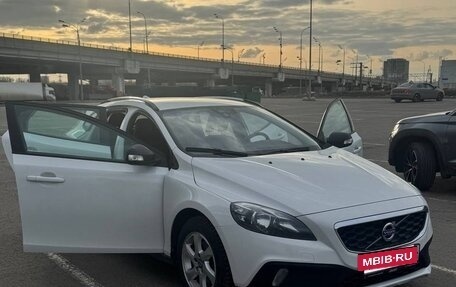 Volvo V40 Cross Country I, 2014 год, 2 000 000 рублей, 5 фотография