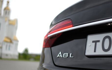 Audi A8, 2016 год, 2 850 000 рублей, 4 фотография