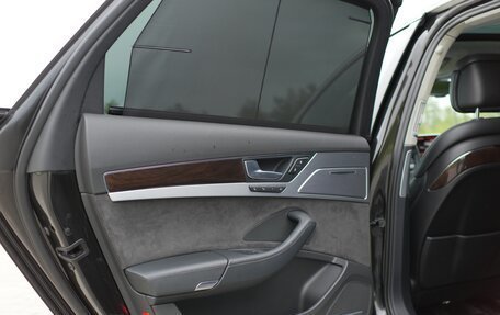 Audi A8, 2016 год, 2 850 000 рублей, 26 фотография