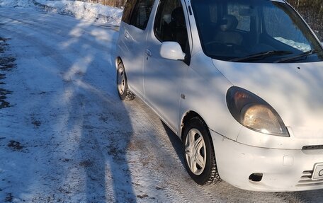 Toyota FunCargo, 2000 год, 380 000 рублей, 2 фотография