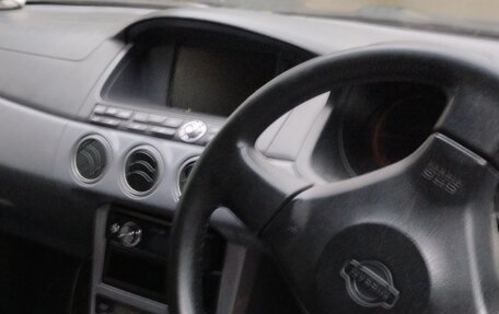 Nissan Avenir II, 2000 год, 245 000 рублей, 9 фотография