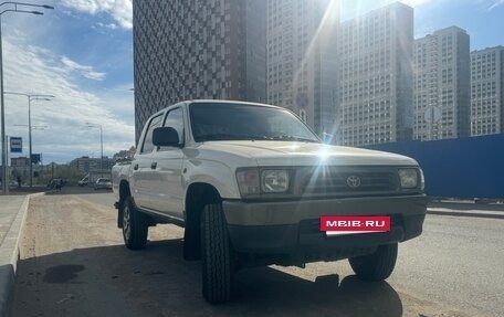 Toyota Hilux VI, 1999 год, 2 500 000 рублей, 4 фотография