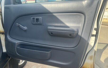 Toyota Hilux VI, 1999 год, 2 500 000 рублей, 19 фотография