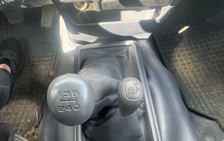 Toyota Hilux VI, 1999 год, 2 500 000 рублей, 23 фотография