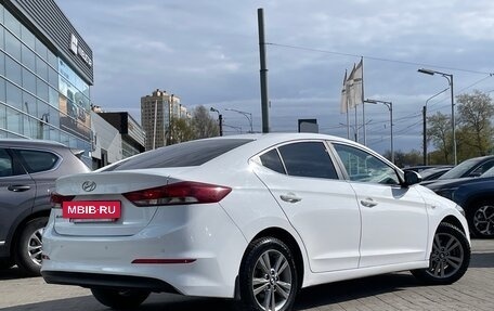 Hyundai Elantra VI рестайлинг, 2016 год, 1 139 000 рублей, 4 фотография