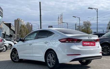 Hyundai Elantra VI рестайлинг, 2016 год, 1 139 000 рублей, 6 фотография