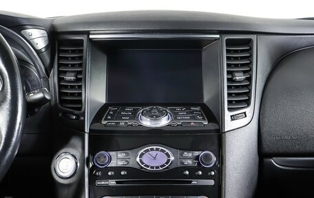 Infiniti QX70, 2017 год, 2 883 000 рублей, 13 фотография