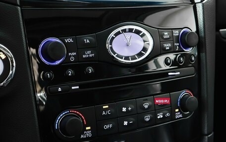 Infiniti QX70, 2017 год, 2 883 000 рублей, 22 фотография