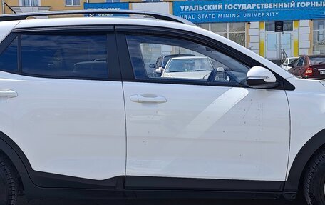 KIA Stonic, 2019 год, 2 050 000 рублей, 4 фотография