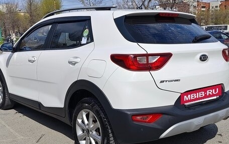 KIA Stonic, 2019 год, 2 050 000 рублей, 7 фотография