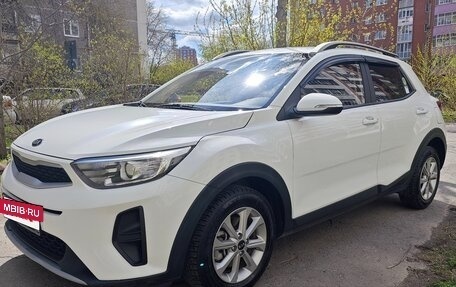 KIA Stonic, 2019 год, 2 050 000 рублей, 24 фотография