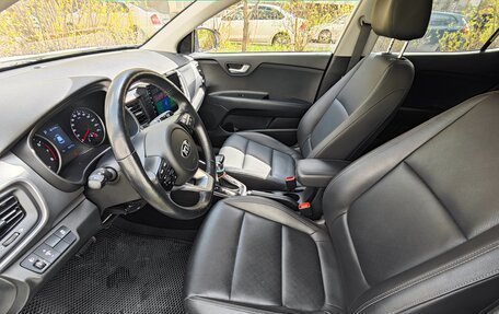 KIA Stonic, 2019 год, 2 050 000 рублей, 29 фотография