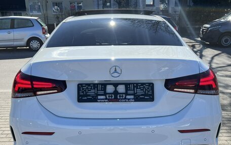 Mercedes-Benz A-Класс, 2022 год, 3 250 000 рублей, 8 фотография