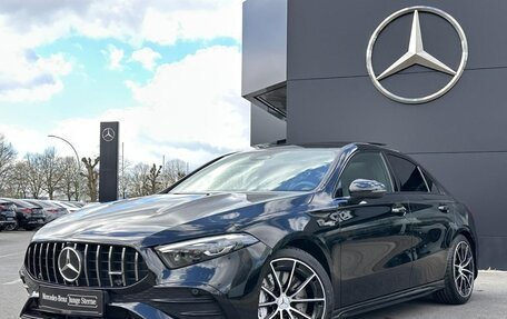 Mercedes-Benz A-Класс AMG, 2024 год, 6 240 000 рублей, 3 фотография