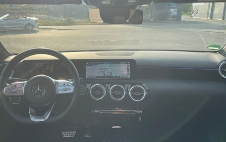 Mercedes-Benz A-Класс, 2022 год, 3 180 000 рублей, 7 фотография