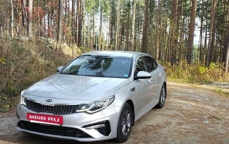 KIA K5 II, 2019 год, 2 100 000 рублей, 3 фотография