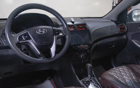 Hyundai Solaris II рестайлинг, 2015 год, 879 000 рублей, 9 фотография
