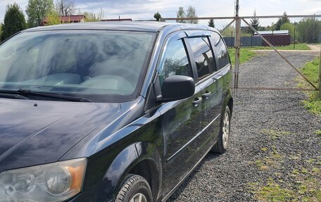 Chrysler Town & Country V рестайлинг, 2007 год, 850 000 рублей, 2 фотография
