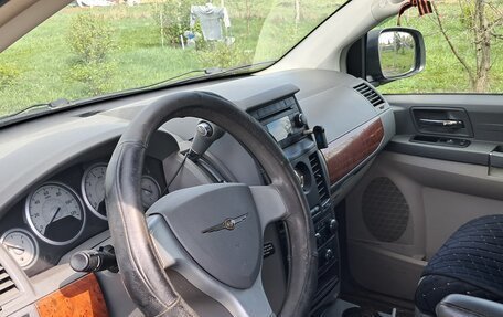 Chrysler Town & Country V рестайлинг, 2007 год, 850 000 рублей, 5 фотография