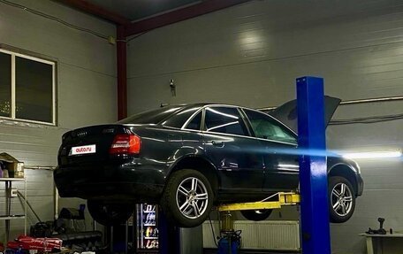 Audi A4, 2000 год, 500 000 рублей, 10 фотография