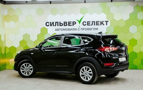 Hyundai Tucson III, 2018 год, 2 100 000 рублей, 6 фотография